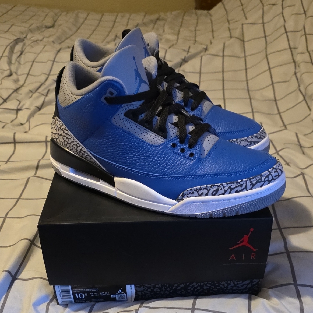 Jordan 3 Varsity Royal Blue and Black Sneakers